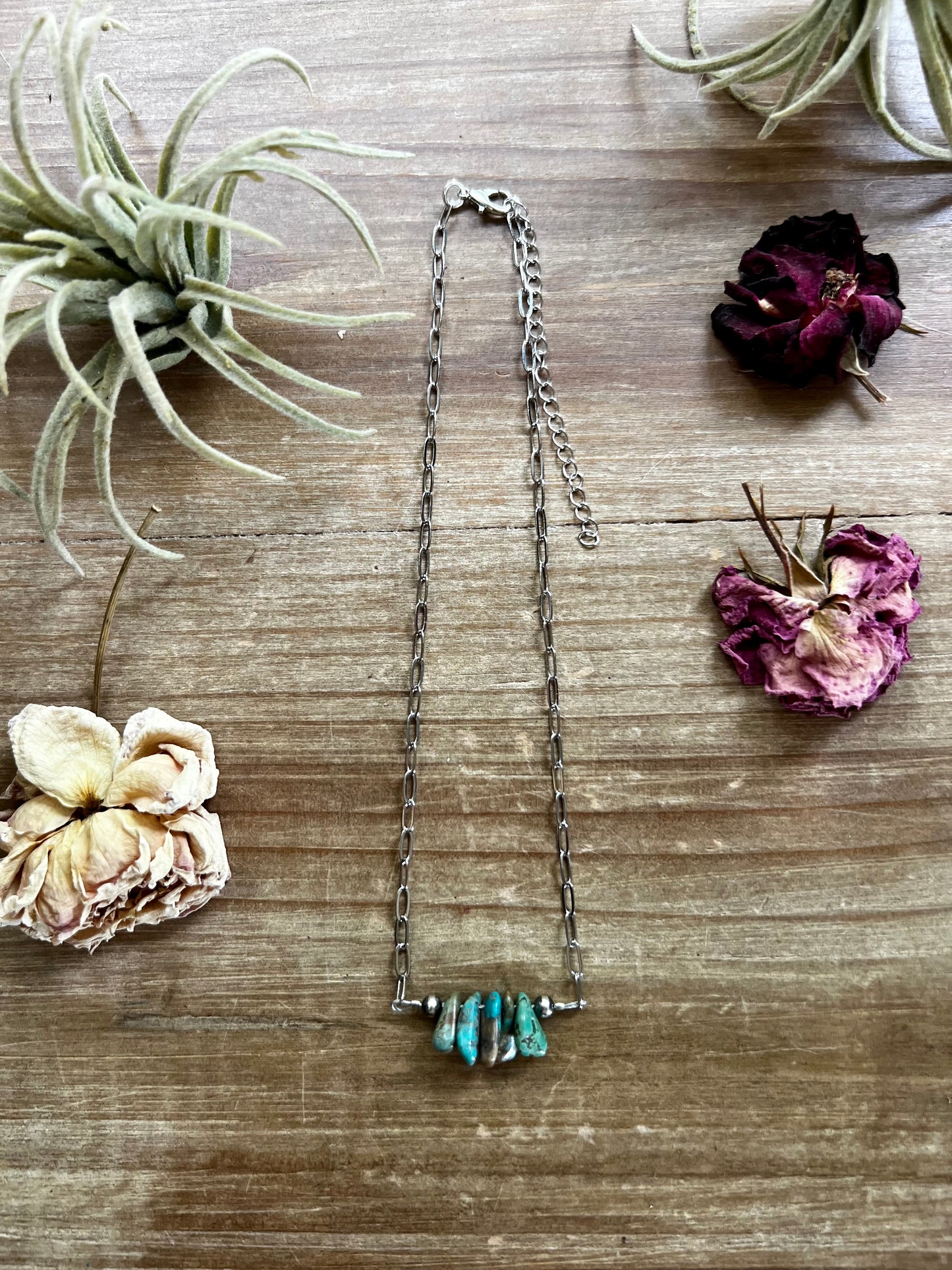 14 inch chain with real turquoise and 4 mm Navajos