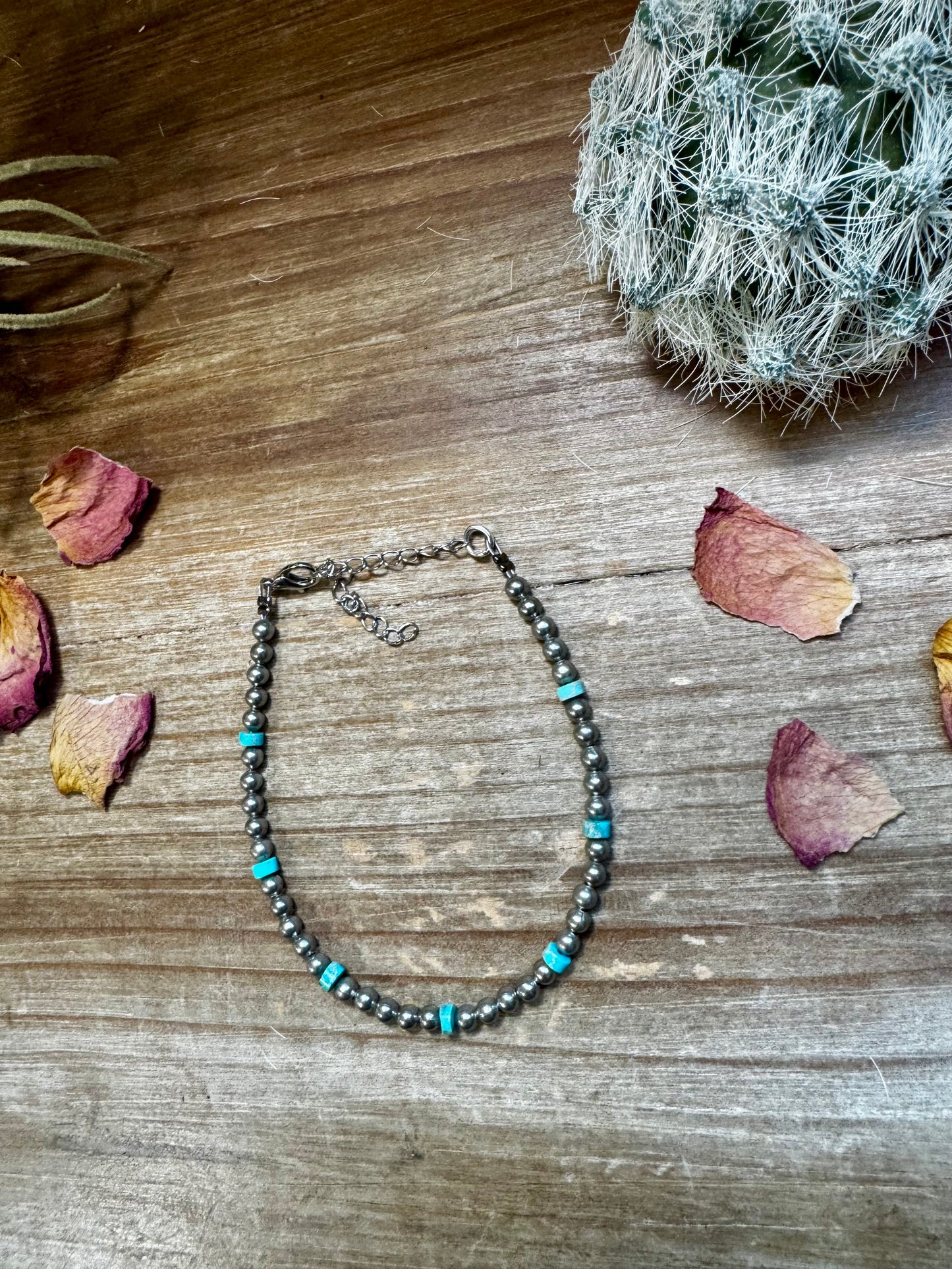 Little bit of blue bracelet with silver plated bead