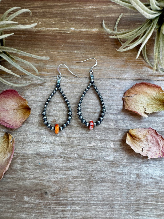 Teardrop sterling silver earrings with 6mm spiny oyster center, handmade by The Bijoux FAB