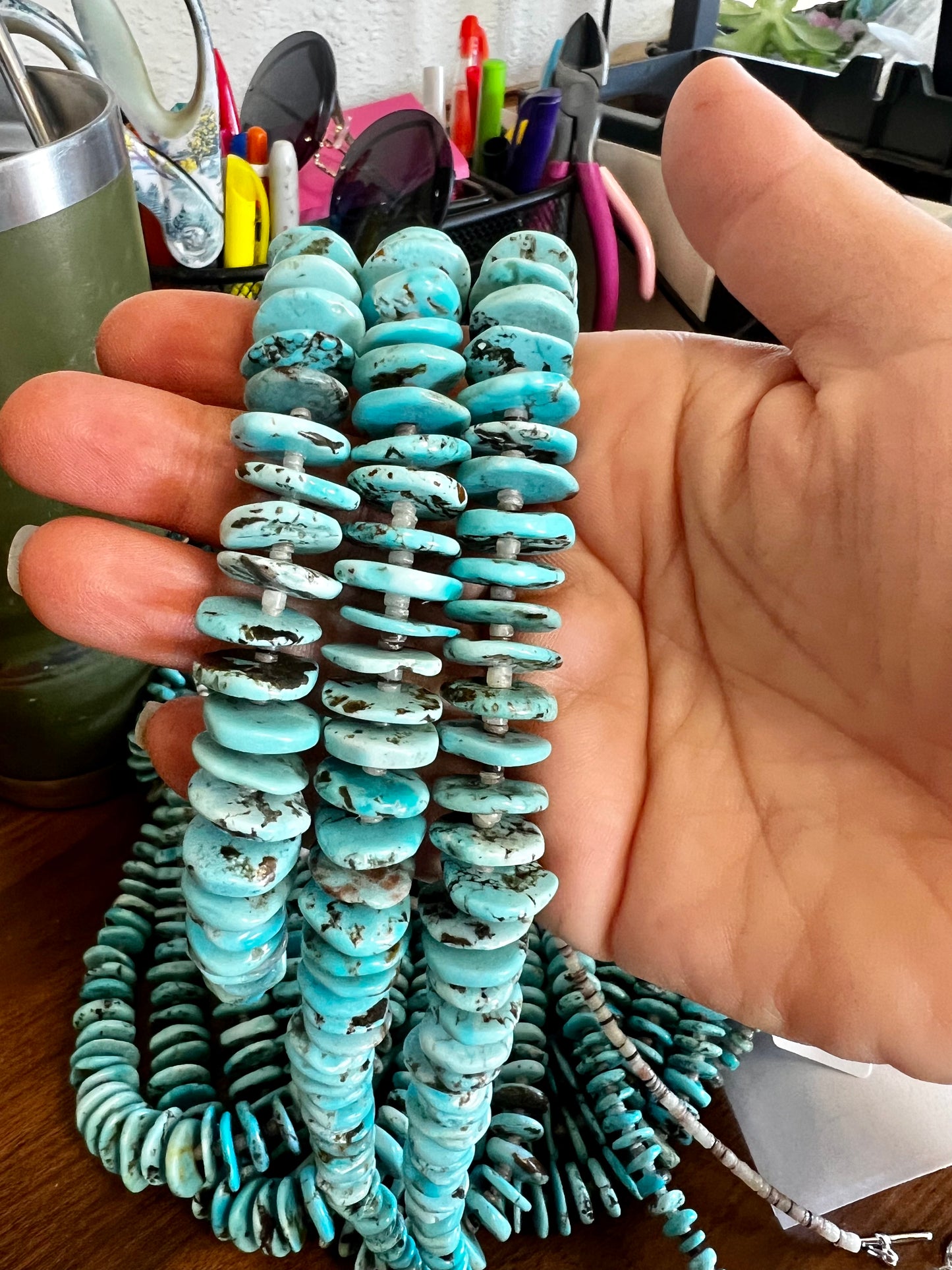 22 inch graduated turquoise light blue and shell