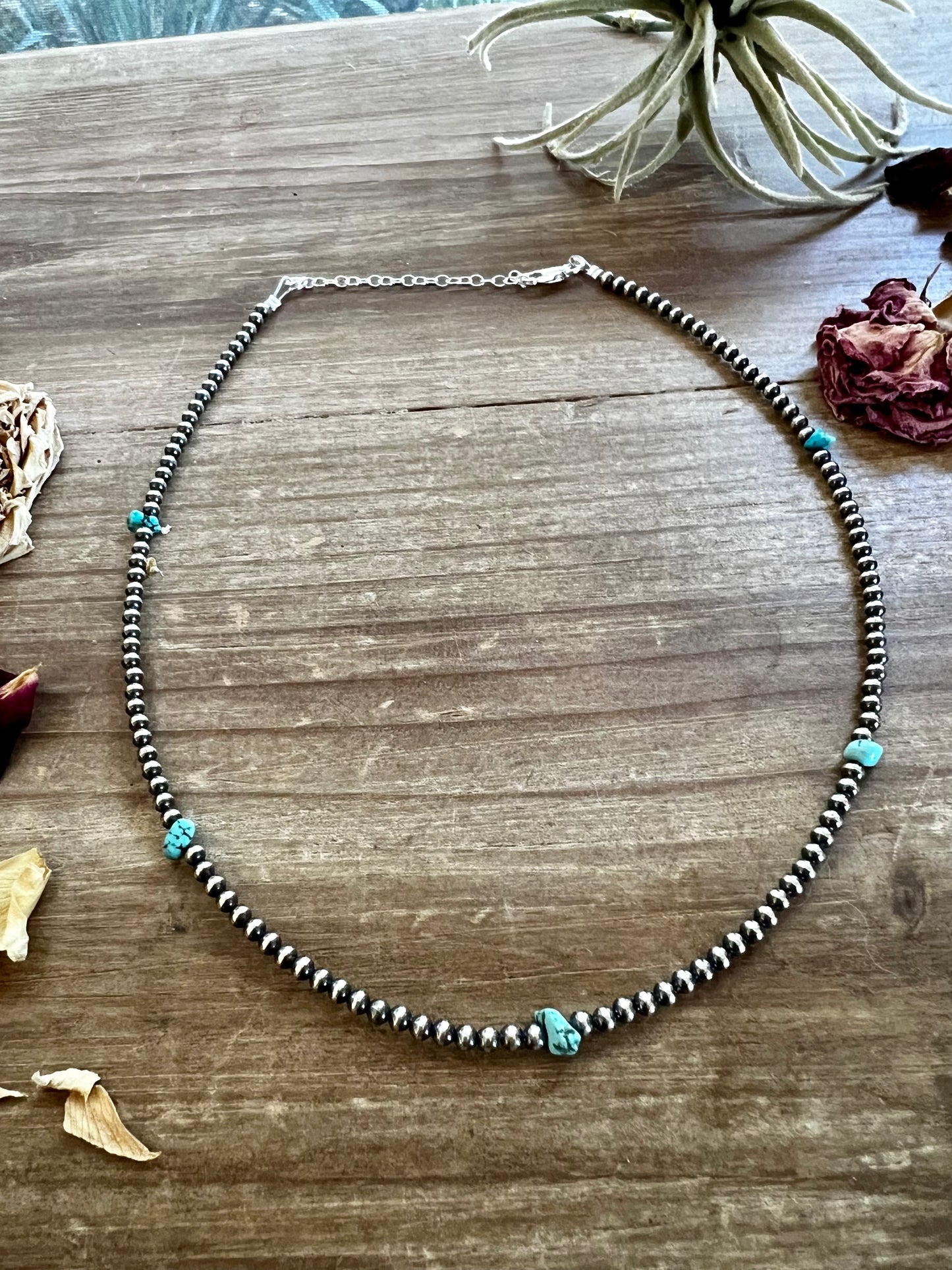 3 mm Navajo choker - blue turquoise nuggets
