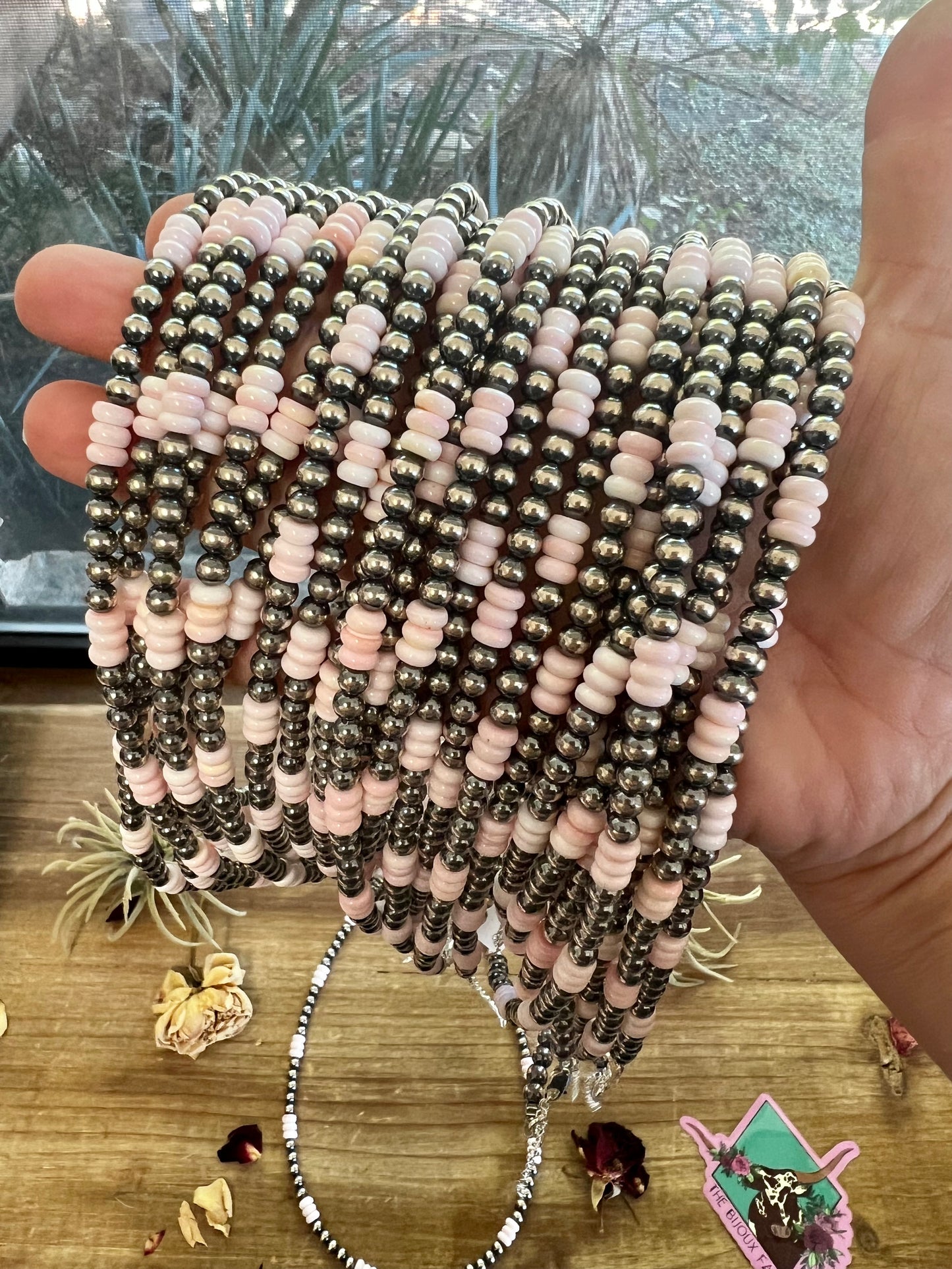 18 Inch 5 mm Navajos necklace with pink conch rondelle bigger conch 6 mm