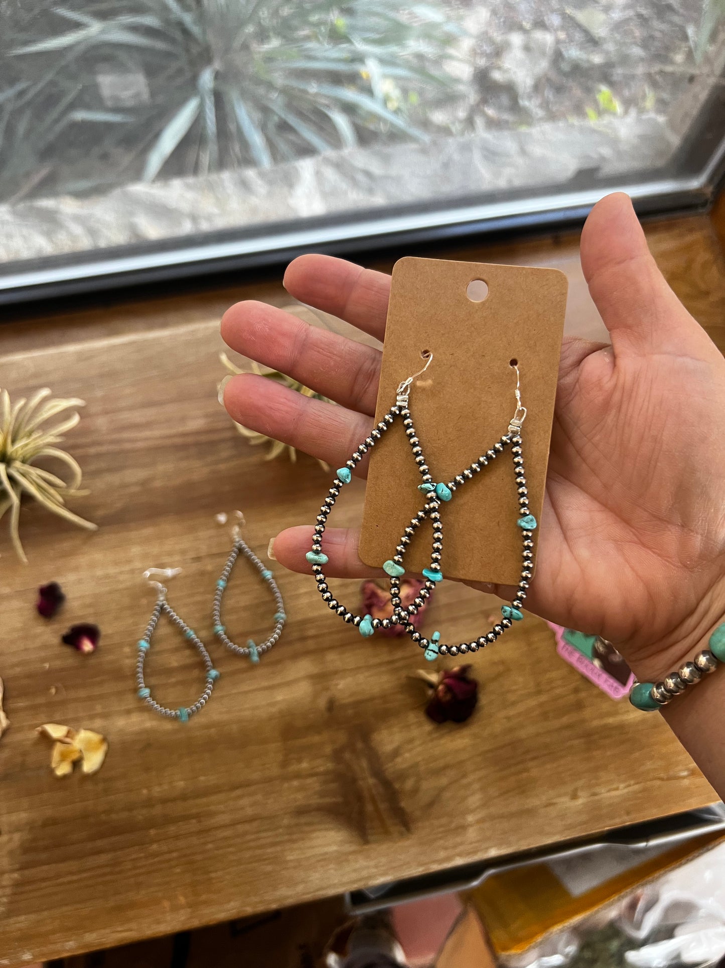 3 mm Navajos earrings teardrop with blue turquoise nuggets
