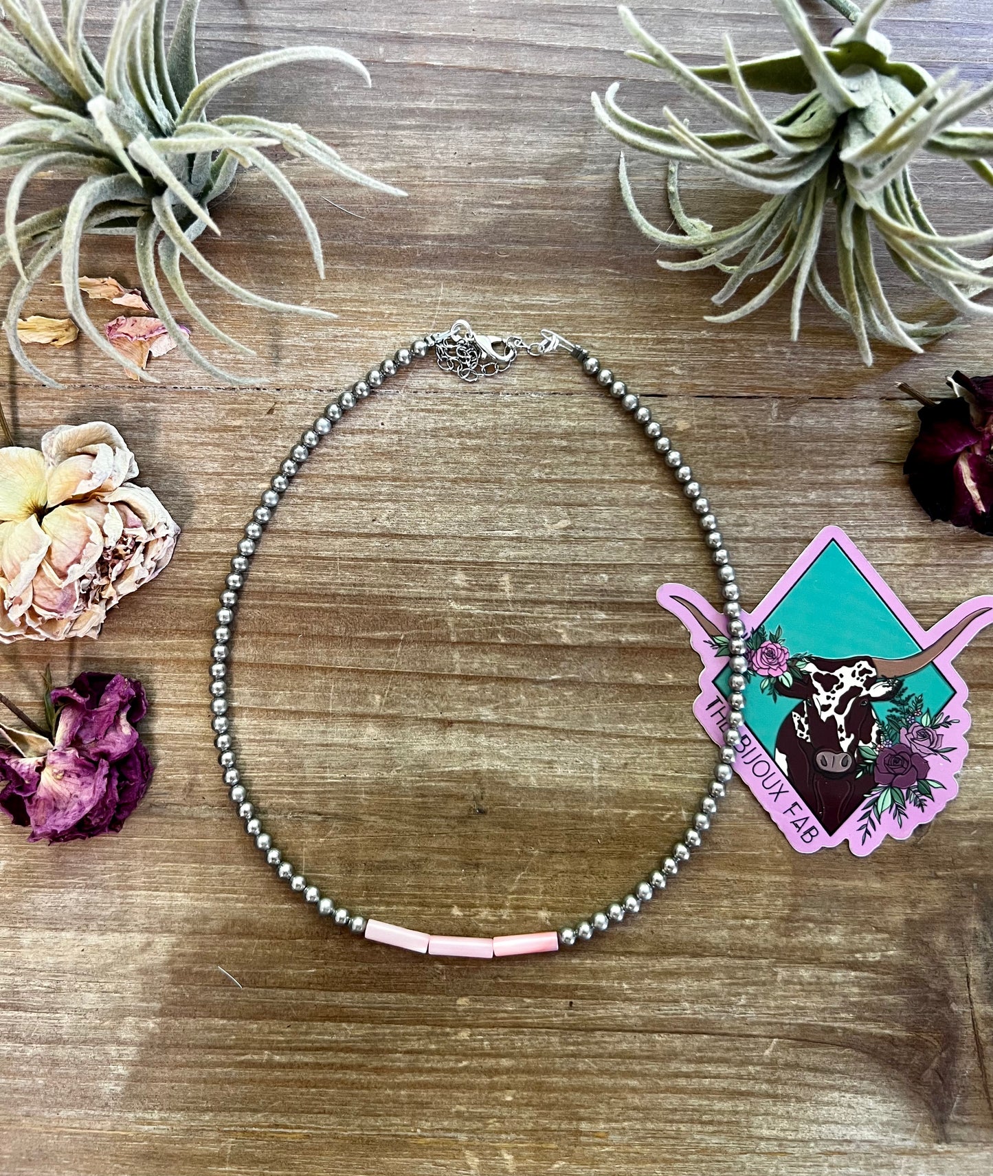 Silver plated choker with pink shell