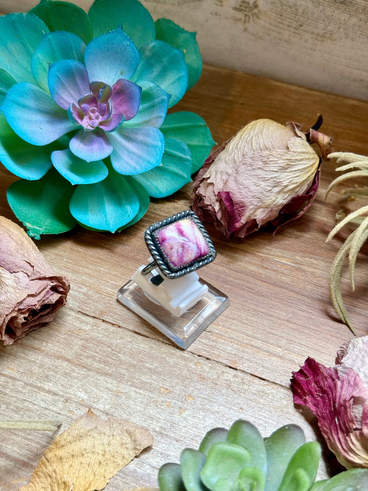 MJ Purple Spiny Oyster Sterling Silver Ring – Square