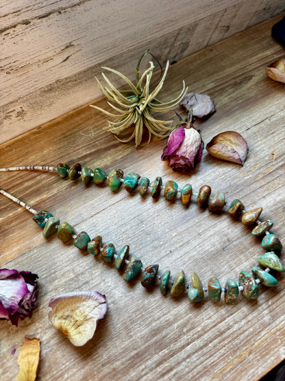26" Green Turquoise Nugget & Shell Necklace