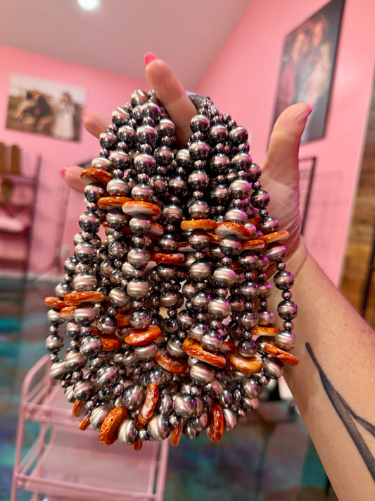 17.5-Inch Bright Orange Spiny Oyster Statement Necklace 12MM
