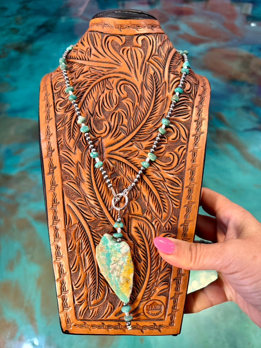 One Time Pieces – Turquoise & Freshwater Pearl Front-Toggle Drop Necklace