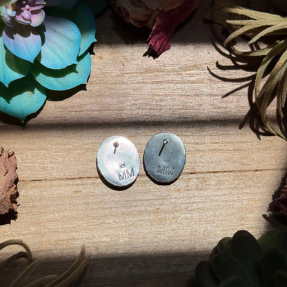 MJ Purple Spiny Oyster Oval Stud Earrings