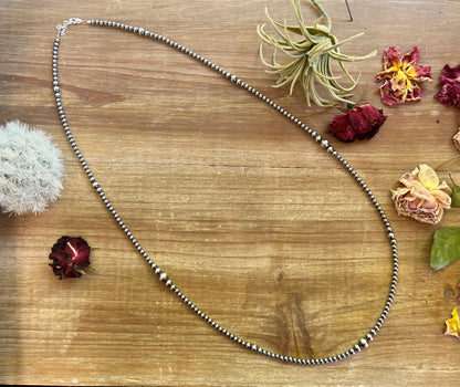 32 inch graduated Navajos pearl necklace
