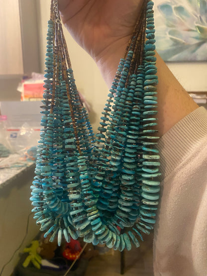 22 inch graduated turquoise light blue and shell