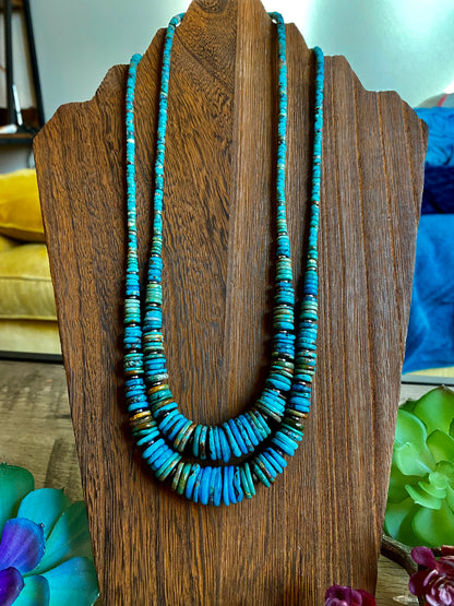 22 inch graduated turquoise necklace - tri-color