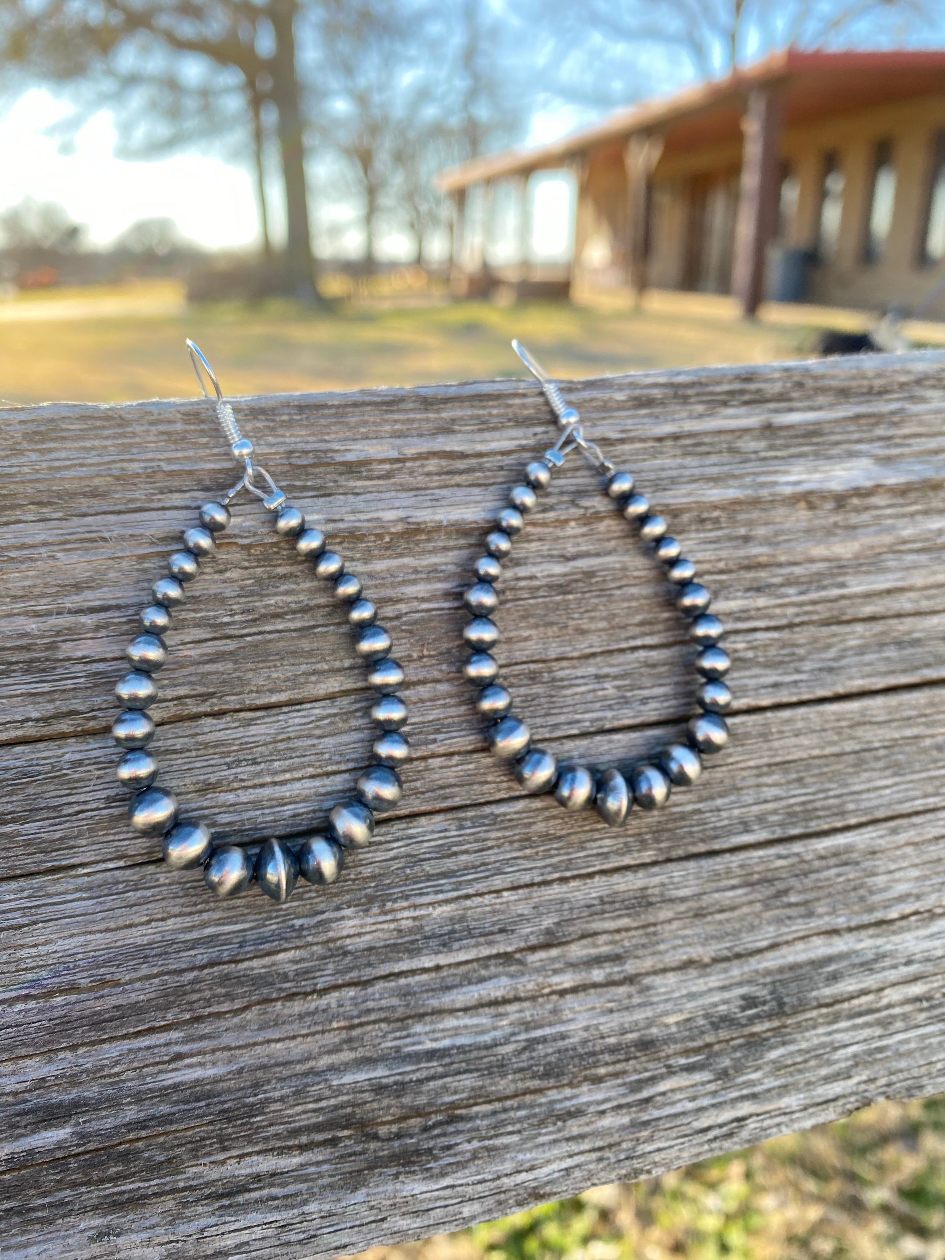 Navajo pearl hoop deals earrings